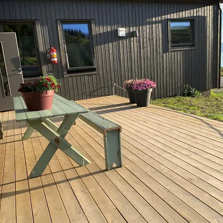 Bedehuset Basecamp Senja Campingplads *